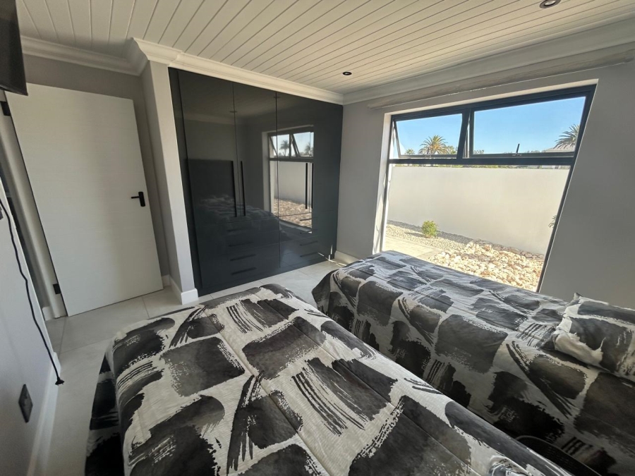 4 Bedroom Property for Sale in Shelley Point Western Cape